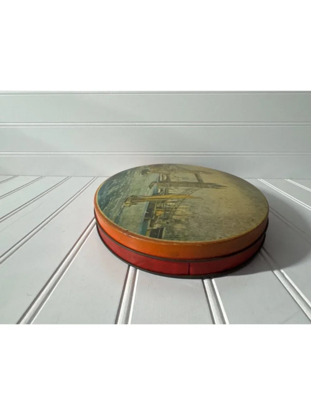 Vintage Tin Tower Bridge London Illustration  Decorative Oval Design England Dec